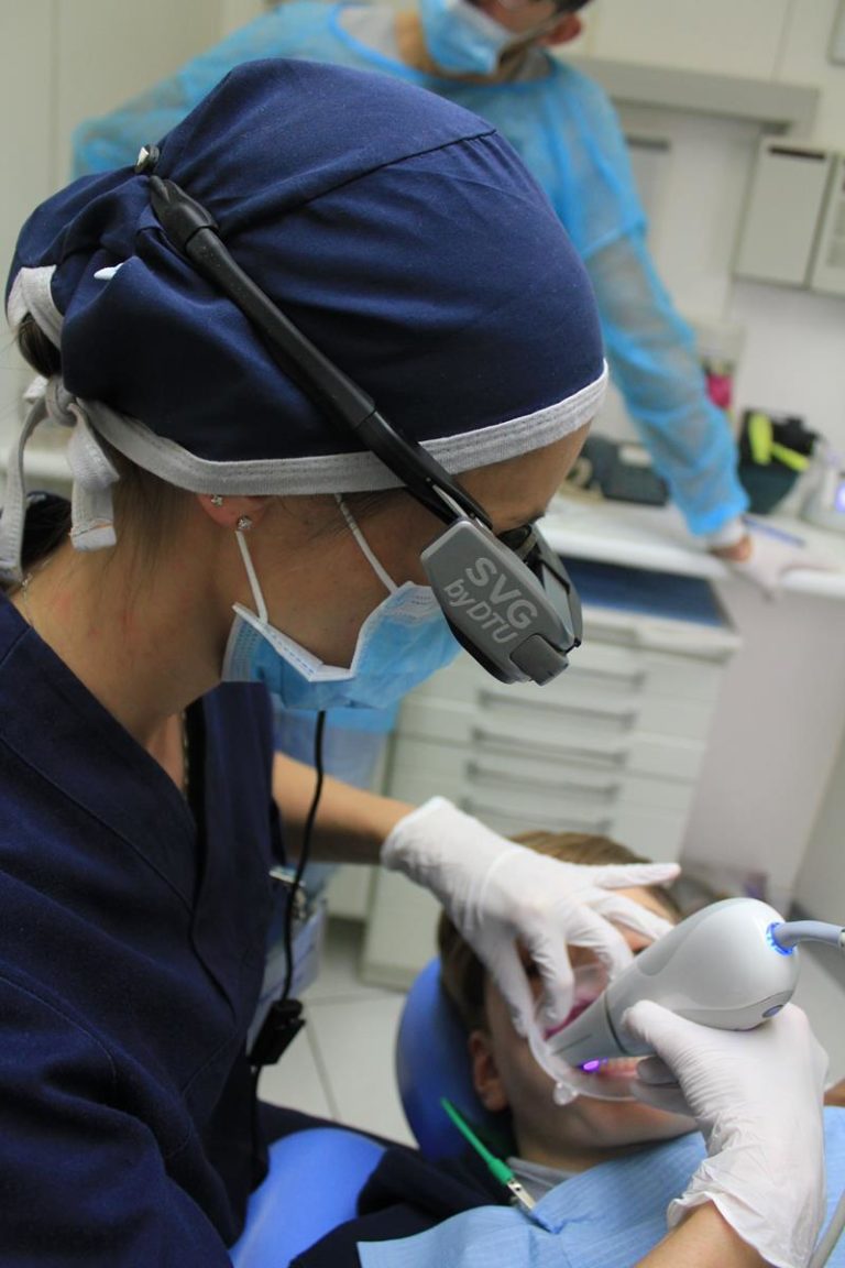 Kiedy jest pora aby zjawić się u dentysty?