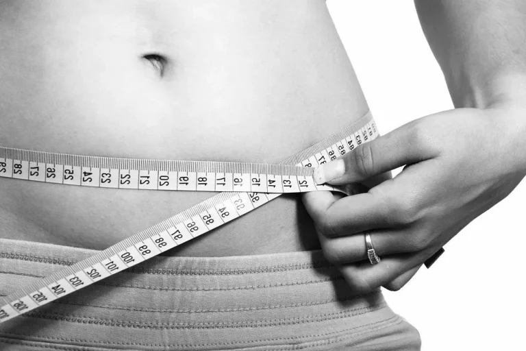 Naturalne suplementy – dlaczego warto je wprowadzić do swojej diety?